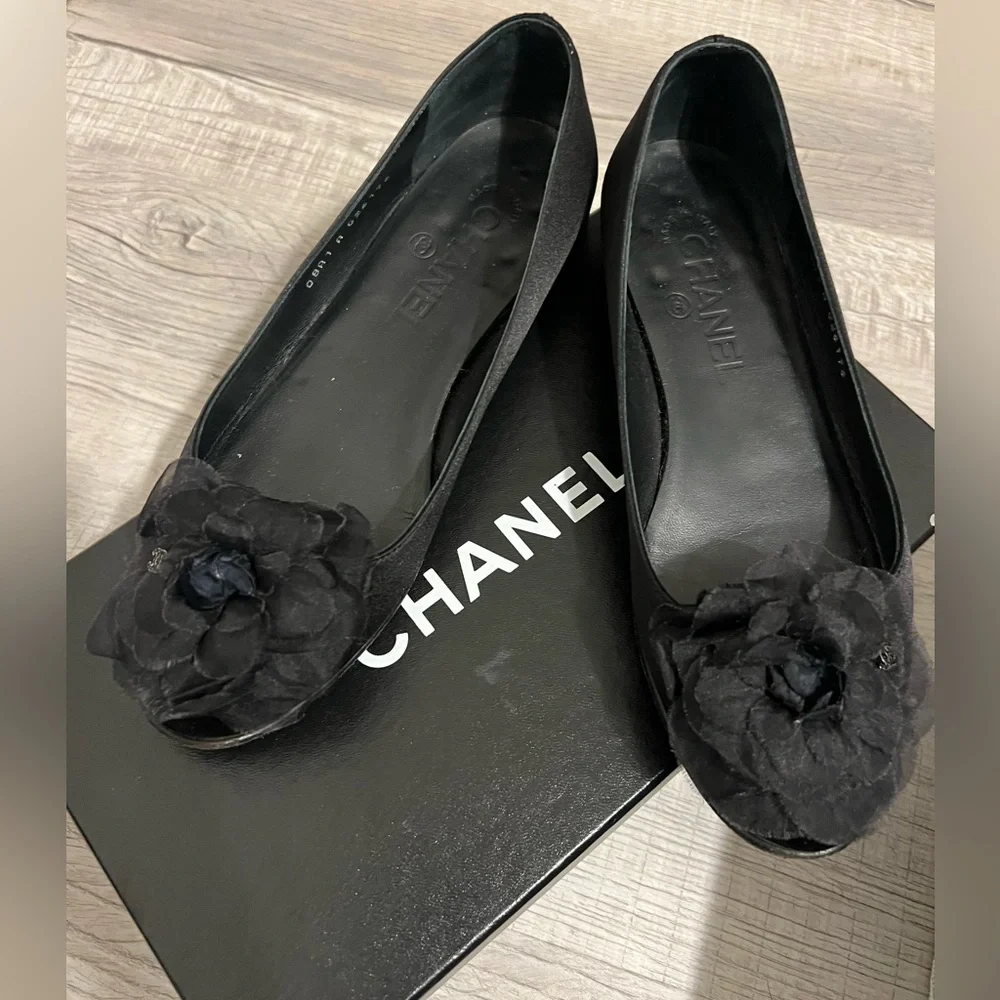 Chanel Ballet Flats‎ Floral Black Satin Size 36 Made in Italy